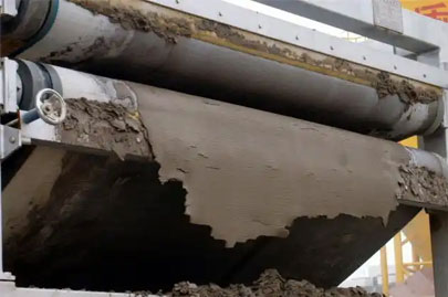 聚丙稀銑胺適用哪幾種污泥脫水機？詳解疊螺式污泥脫水機、板框壓濾機、帶式壓濾機、離心式脫泥機